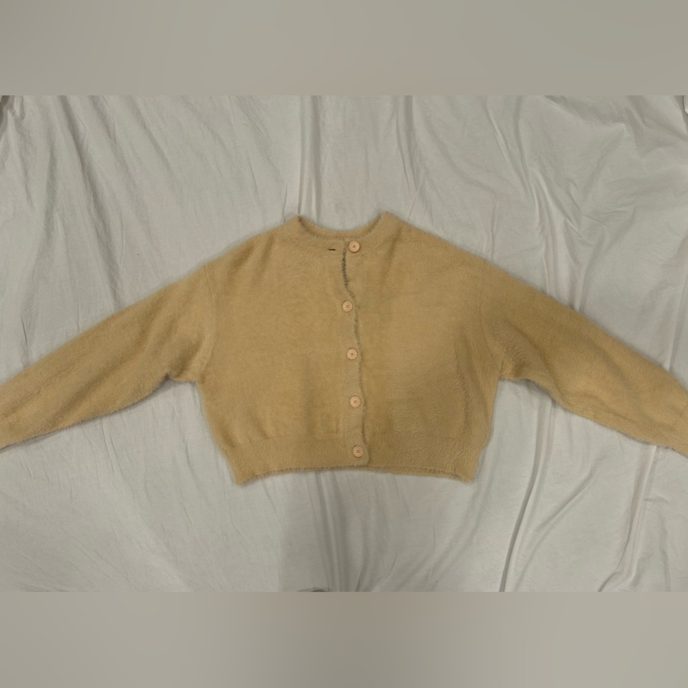 Levi's Long Sleeve Beige Sweater